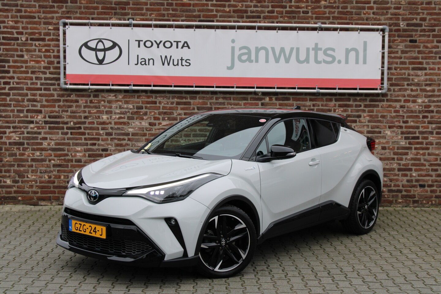 Toyota C-HR - 2.0 Hybrid GR-Sport 2.0 Hybrid GR-Sport - AutoWereld.nl