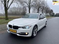 BMW 3-serie Touring - 320d High Executive CLIMA/PANO/HEAD-UP/FULL