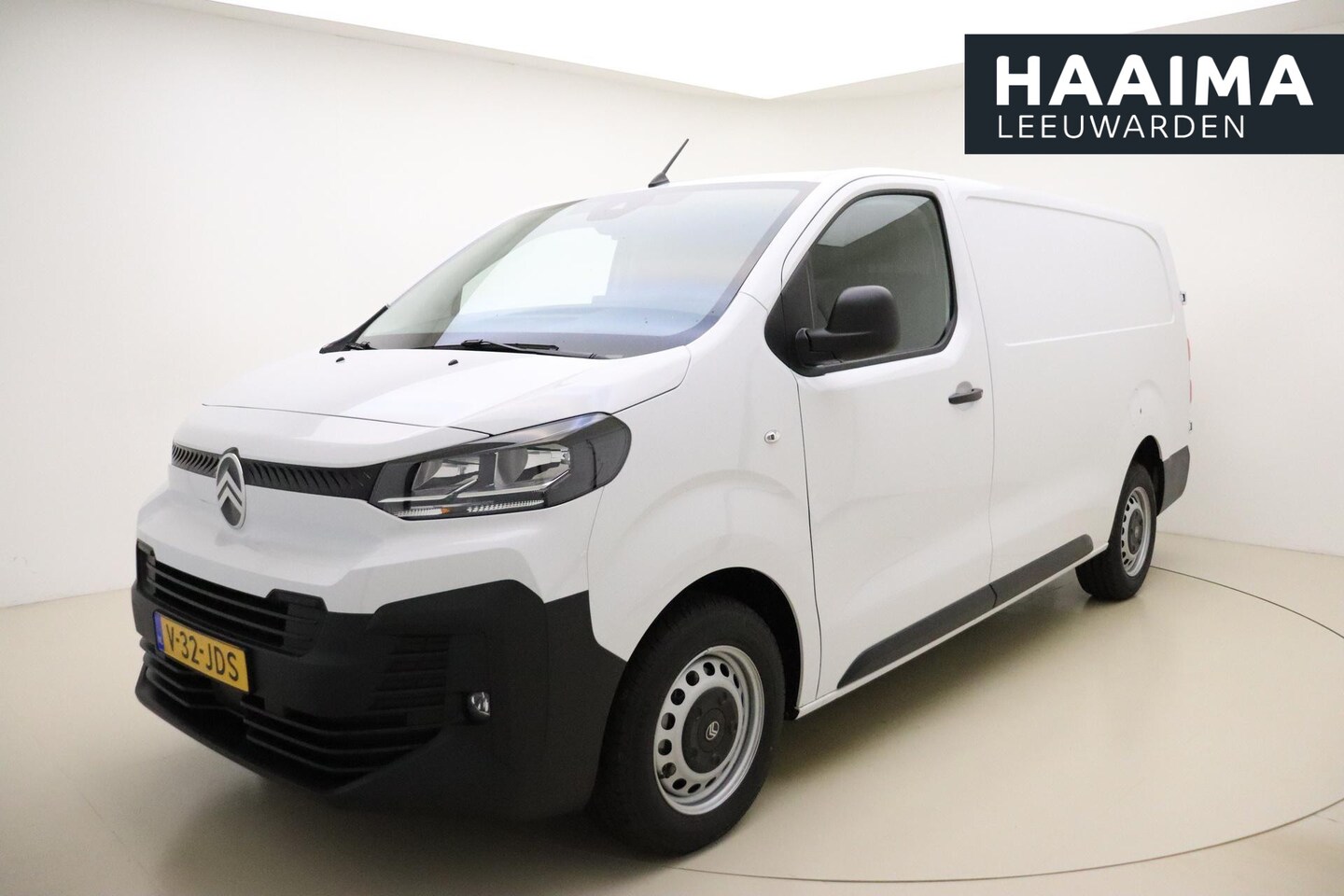 Citroën Jumpy - 2.0 BlueHDI 145 S&S L3 | NIEUW | Houten laadruimte afwerking | Trekhaak | Navigatie | Appl - AutoWereld.nl