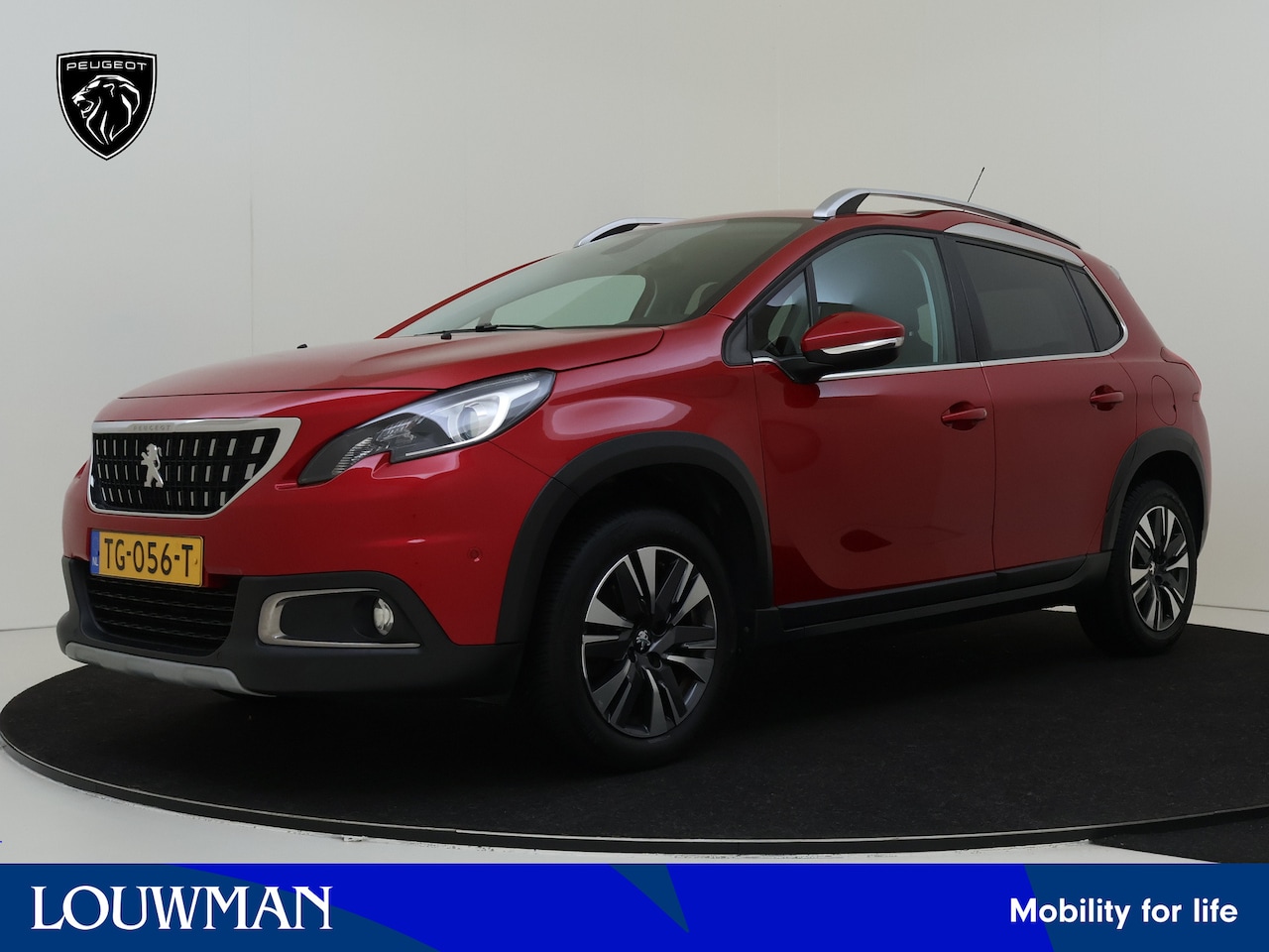 Peugeot 2008 - 1.2 PureTech Allure | Parkeersensoren | Trekhaak | Navigatie | Camera | Climate Control | - AutoWereld.nl