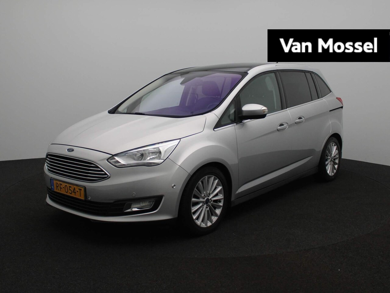 Ford Grand C-Max - 1.0 Titanium | Navigatie | 1e eigenaar | Panoramadak | Camera | Trekhaak - AutoWereld.nl