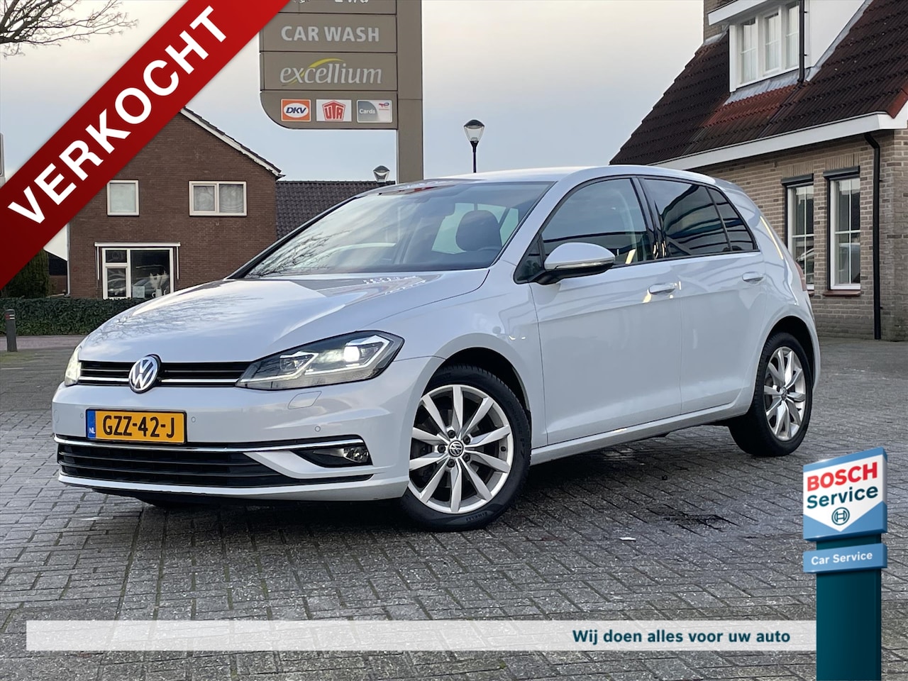 Volkswagen Golf - 1.5 TSI 150pk High-Line / Virtual Cockpit / Led / Camera / Stoelverwarming / Navi / Pdc / - AutoWereld.nl