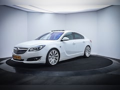 Opel Insignia - 1.6T 170Pk OPC LINE COSMO UNIEKE AUTO SCHUIFDAK/KEYLESS/CAMERA/ADAPTIVE CRUISE/LEDER/STOEL