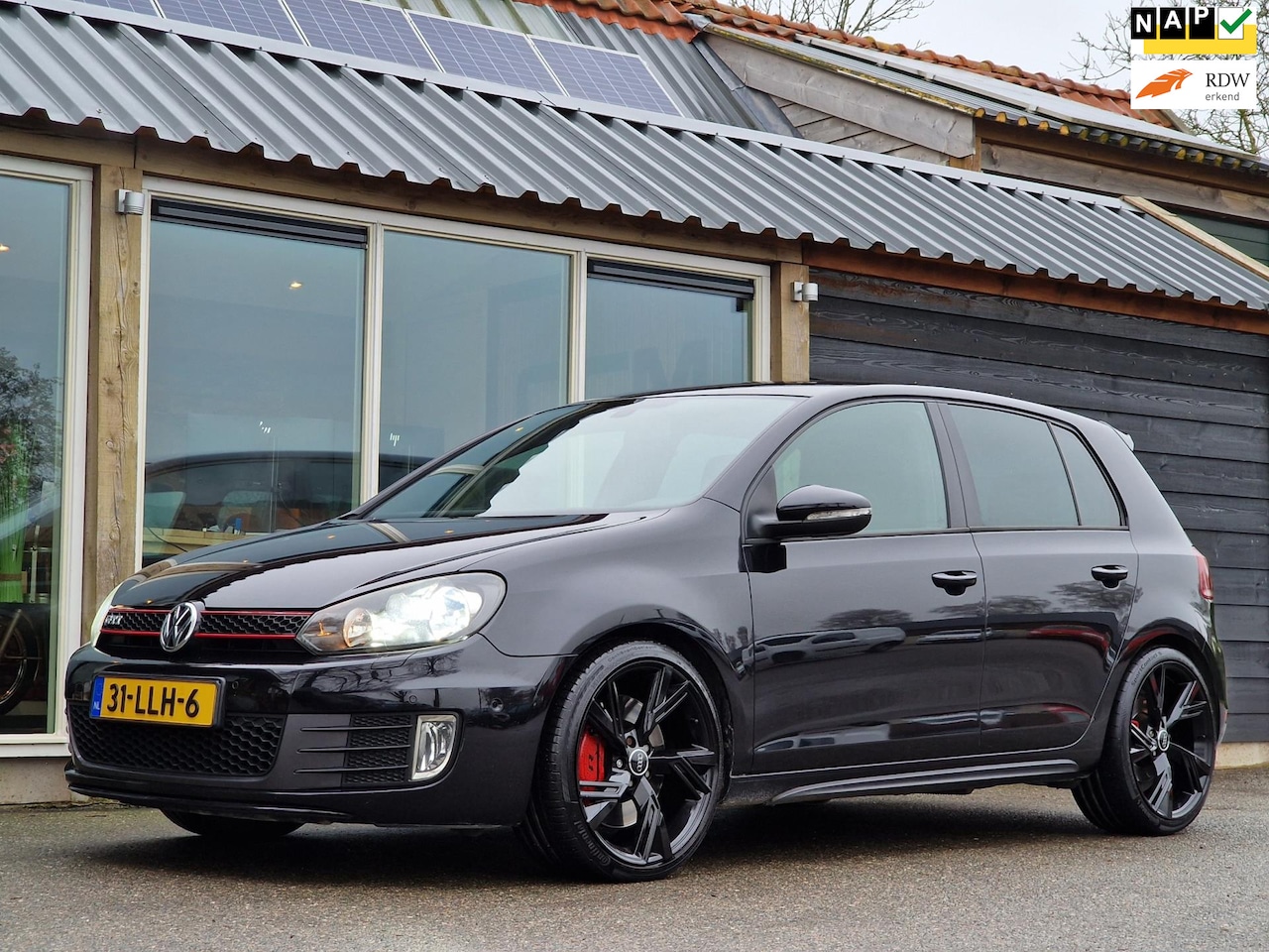 Volkswagen Golf - 2.0 GTI 2.0 GTI (NL-Auto / NAP / Zeer netjes / Goed onderhouden / 19 Inch / Climate / Cruise / Nav - AutoWereld.nl