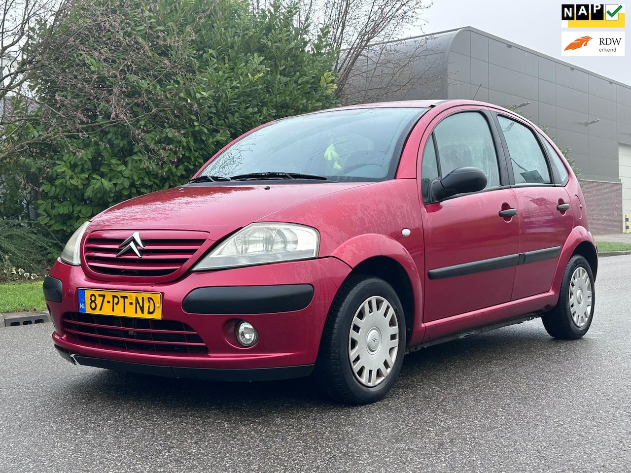 Citroën C3 - 1.4i Différence Cruise*Airco*Trekhaak*LM velgen*NAP* - AutoWereld.nl