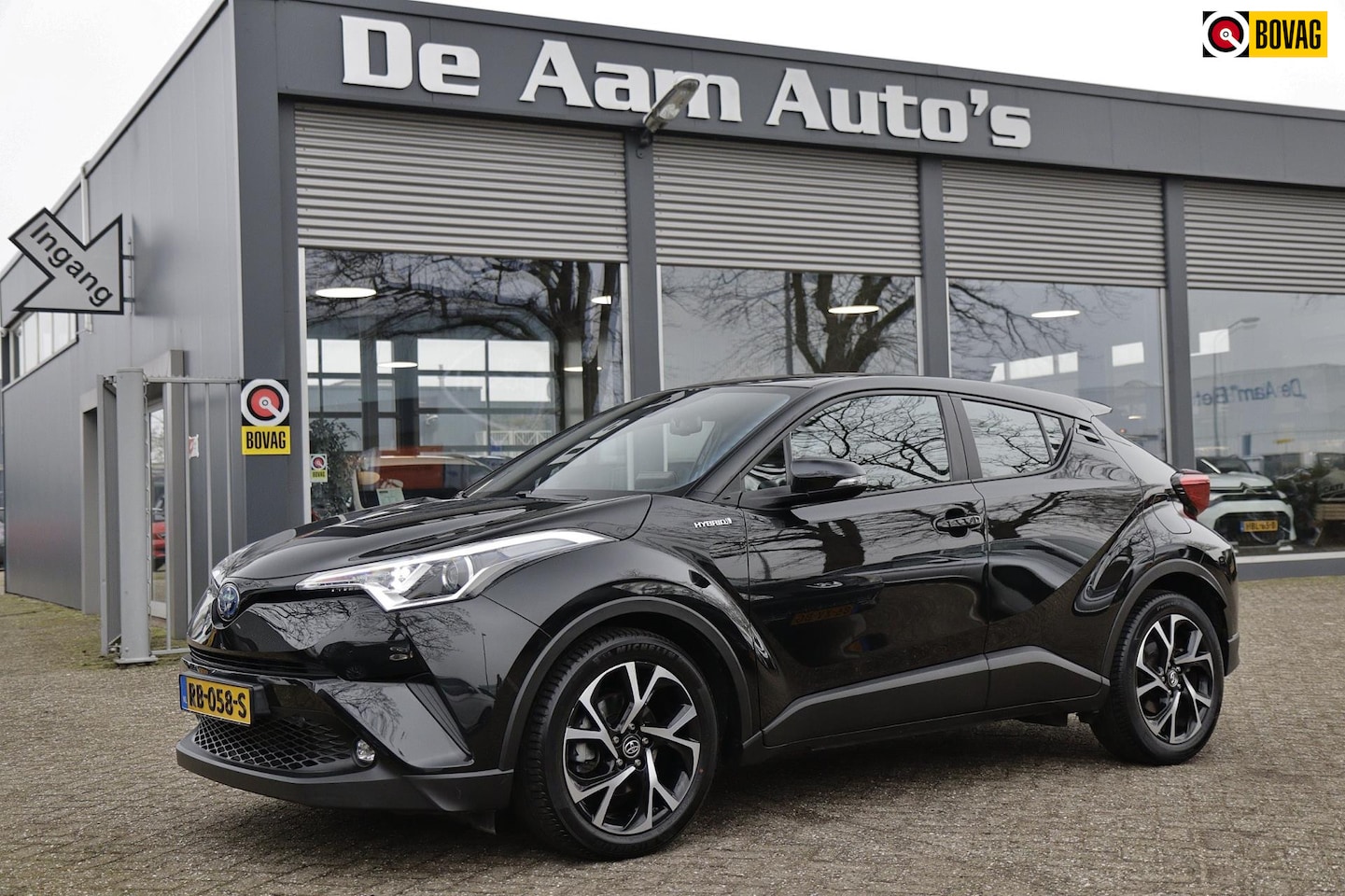 Toyota C-HR - 1.8 Hybrid Premium Camera Navi Trekhaak 39.000 Km! - AutoWereld.nl