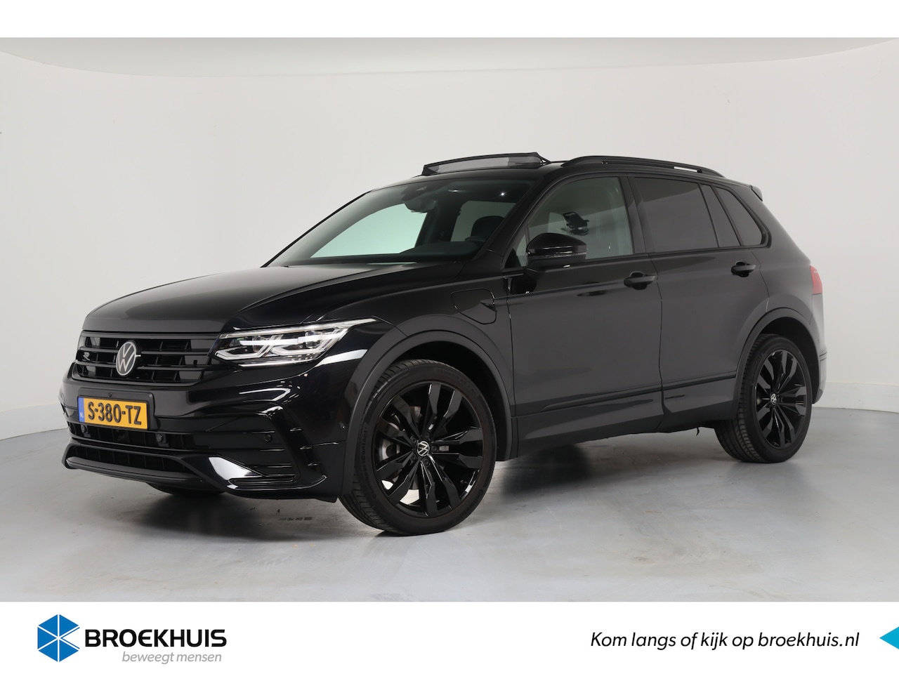 Volkswagen Tiguan - 1.4 TSI eHybrid R-Line Business | Open Dak | LED | Leder | Stoel/Stuur Verwarming | Virtua - AutoWereld.nl