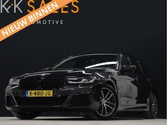 BMW 5-serie Touring - 530e M-Sport Shadowline [CAMERA, STANDKACHEL, DIGITAL DASH, VOL LEDER, ALARM K.3, SFEERLIC