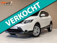 Nissan Qashqai - 1.2 Connect Edition / 116pk / Panorama dak / Achteruitrij camera /