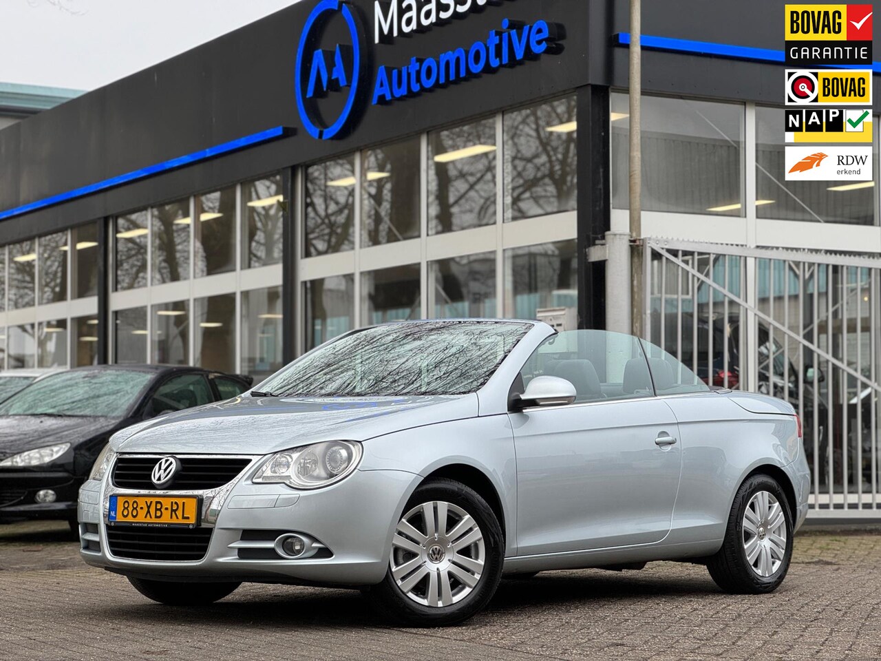 Volkswagen Eos - 2.0| Cabrio |Pano|Stoel VW|D.riem VV|Dealeronderhouden|Leder|Xenon|Nette staat|2 sleutels| - AutoWereld.nl