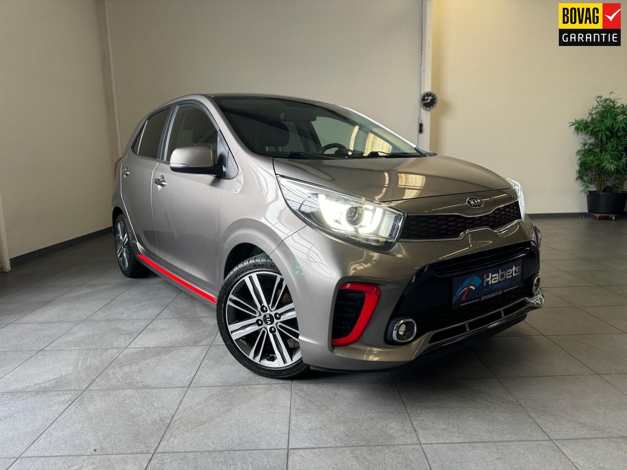 Kia Picanto - 1.2 GT-Line - Stoel/stuurverw - Navi - Camera - carplay - Keyless - cruise - 1e eigenaar - - AutoWereld.nl