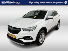 Opel Grandland X - 1.2 Turbo Business Executive / Trekhaak / DAB+ / Parkeersensoren / Led verlichting / Navig