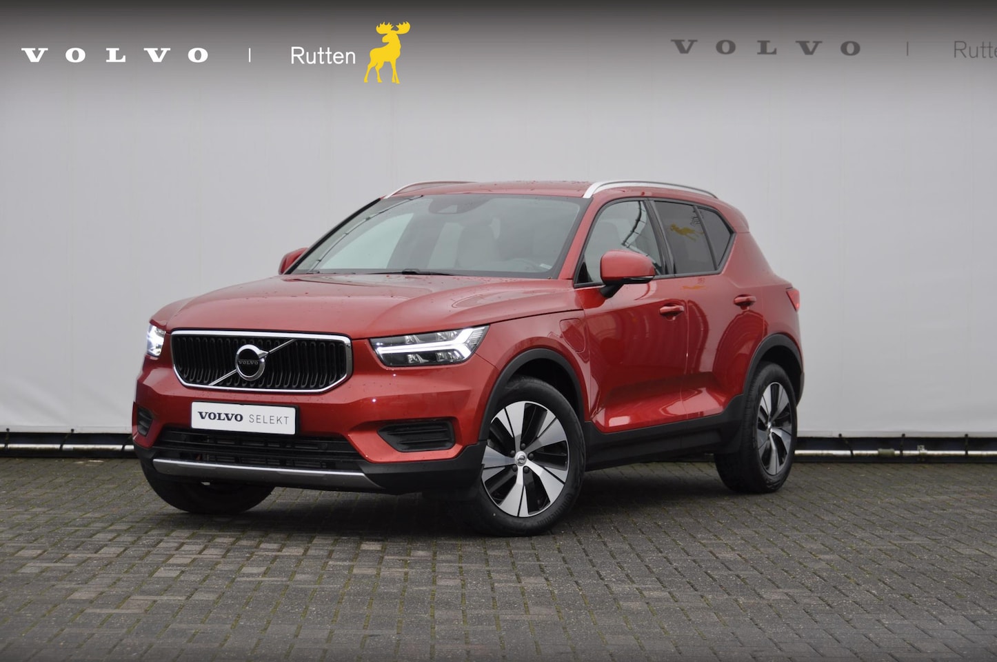 Volvo XC40 - 262PK Automaat T5 Twin Engine Momentum Pro - AutoWereld.nl