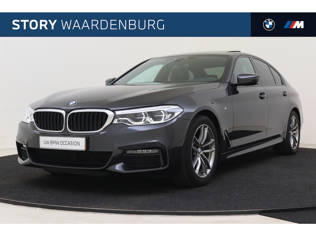 BMW 5-serie - 520i High Executive M Sport Automaat / Schuif-kanteldak / Adaptieve LED / Parking Assistan - AutoWereld.nl