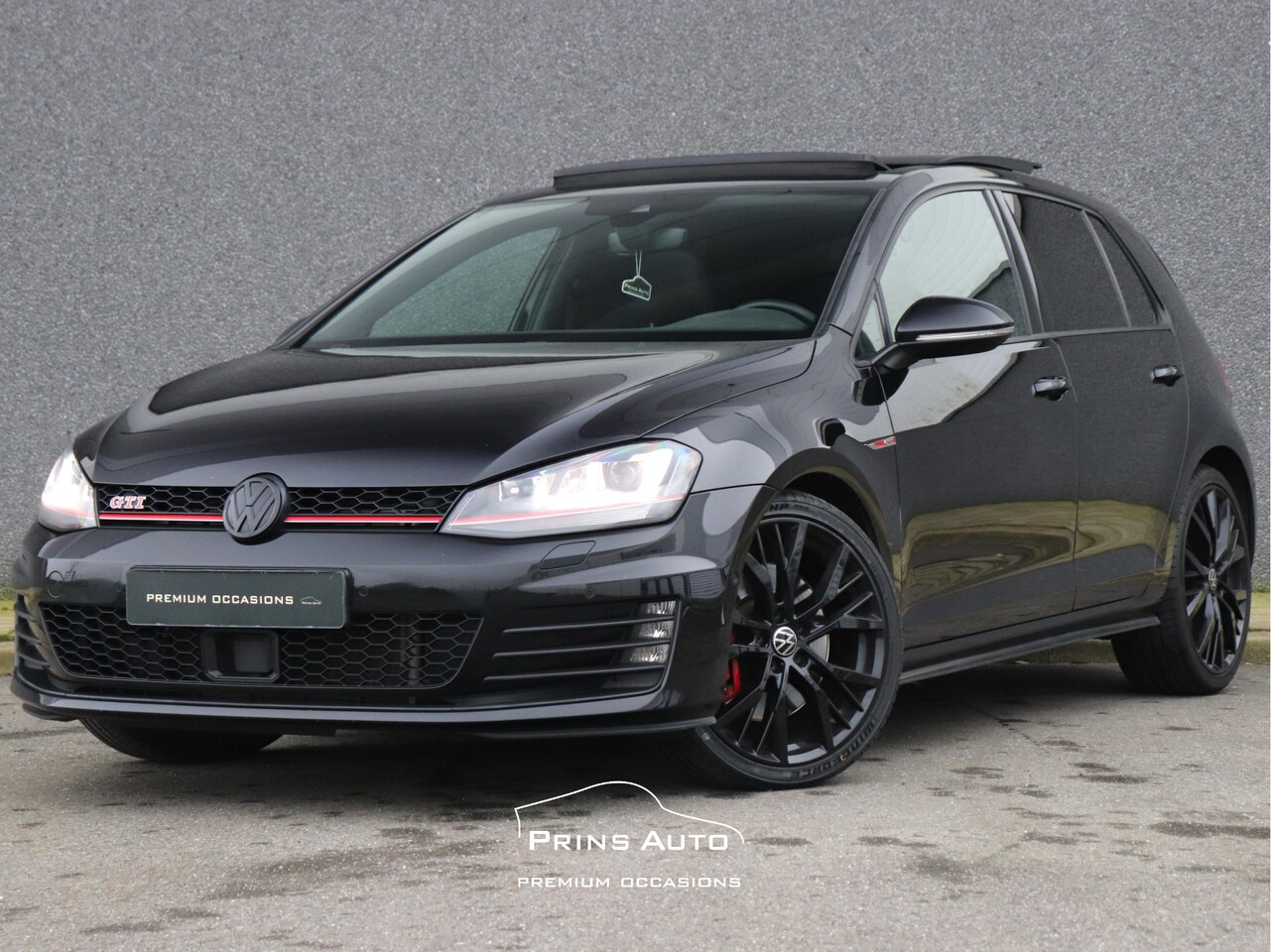 Volkswagen Golf - 2.0 TSI GTI Performance |PANO|CAMERA|ACC|KEYLESS| - AutoWereld.nl