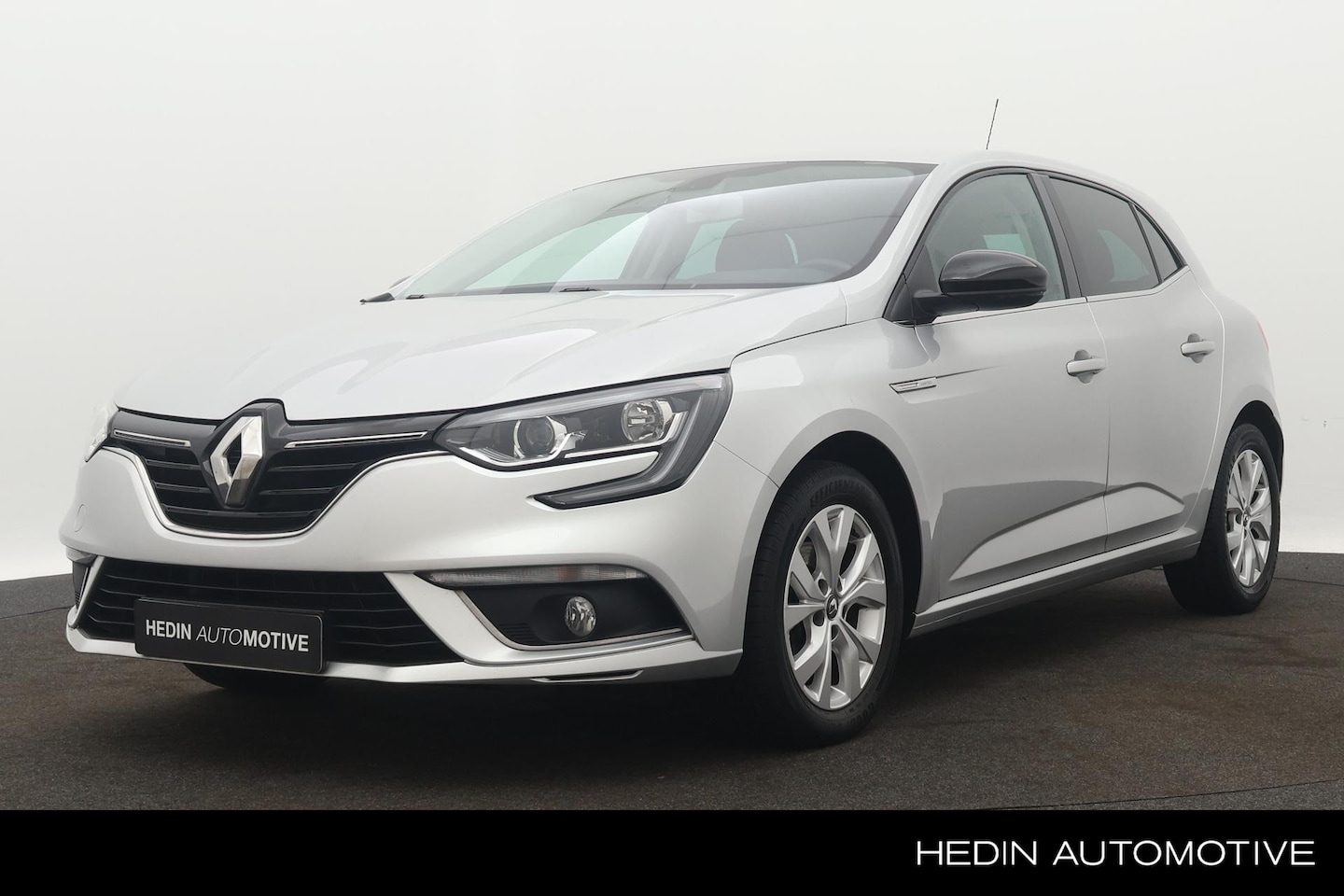 Renault Mégane - 1.3 TCe 115 PK Limited | Navigatiesysteem | Trekhaak 1650 kg geremd | Cruise control | Aut - AutoWereld.nl