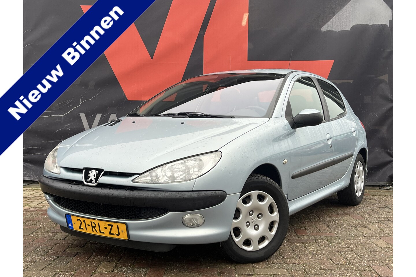 Peugeot 206 - 2.0 HDi Gentry | Nieuw Binnen! | Airco | Trekhaak | Radio CD - AutoWereld.nl