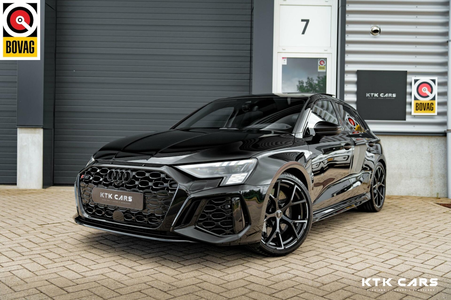 Audi RS3 - 2.5 TFSI RS 3 quattro - AutoWereld.nl