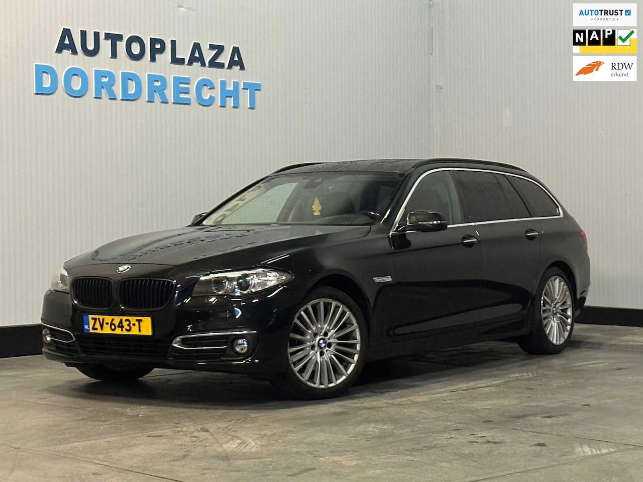 BMW 5-serie Touring - 520d M Sport Edition 520d M Sport Edition - AutoWereld.nl