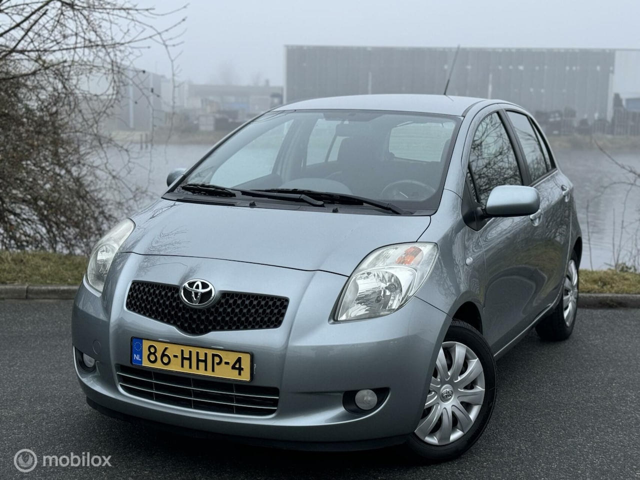 Toyota Yaris - 1.3 VVTi 1e eigenaar / Dealer OH 5Drs - AutoWereld.nl