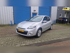 Renault Clio - 1.2 Collection 5 Deurs Eerste Eigenaar