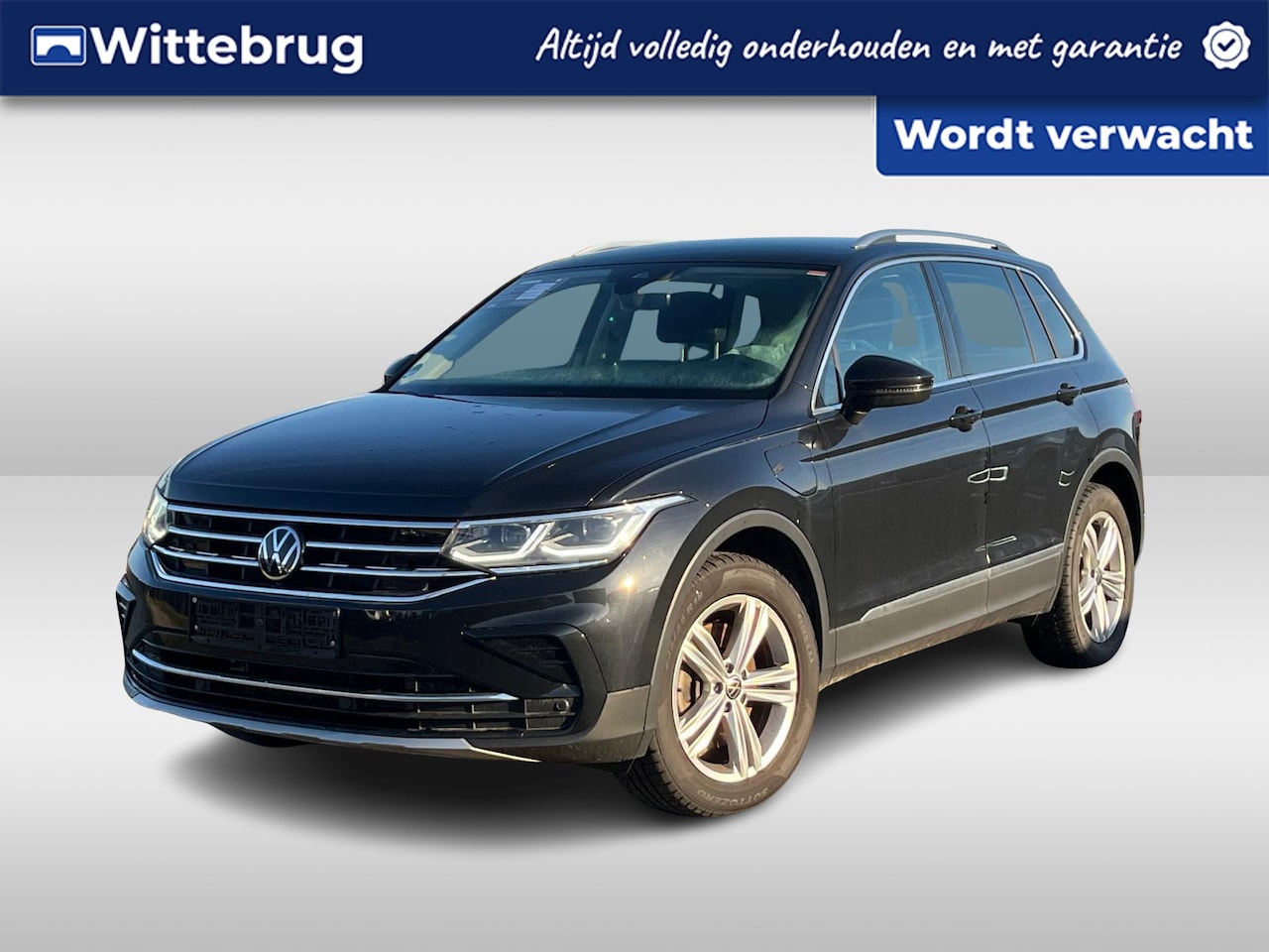 Volkswagen Tiguan - 1.4 TSI eHybrid 245PK DSG Elegance / 19" LMV / Zwenkbare Trekhaak / Digitale Cockpit  / El - AutoWereld.nl