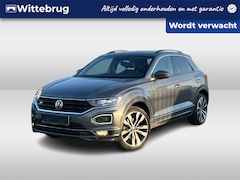 Volkswagen T-Roc - 1.5 TSI 150PK DSG R-Line / Panoramadak / Digitale Cockpit / 2 x R-Line / 19" LMV / Trekhaa