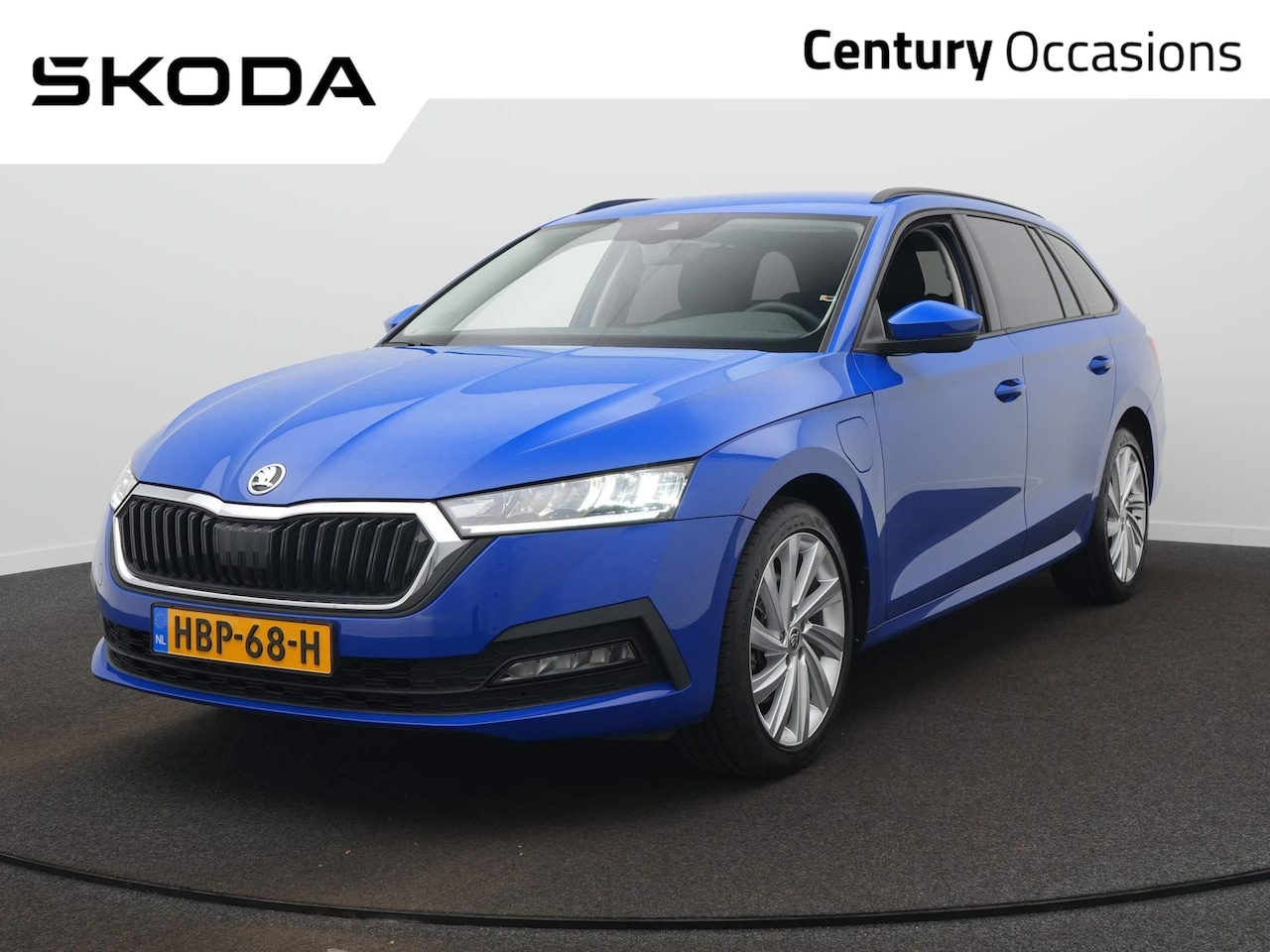 Skoda Octavia Combi - 1.4 TSI iV PHEV Business Edition / Cruise / Climate / Carplay / Camera - AutoWereld.nl