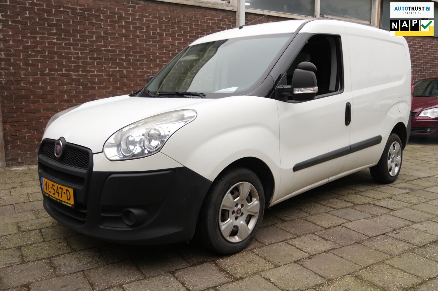 Fiat Doblò Cargo - 1.3 MultiJet, NAP, 2 elektrische ramen, parkeersensoren achter, schuifdeur rechts, dubbele - AutoWereld.nl