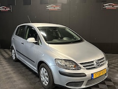 Volkswagen Golf Plus - 1.6 FSI Turijn | Airco | PDC | Nieuwe APK |