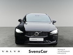 Volvo V60 - 2.0 T6 Plug-in hybrid AWD Plus Dark | Trekhaak | Panoramadak | Harman/Kardon Audio | 360 g