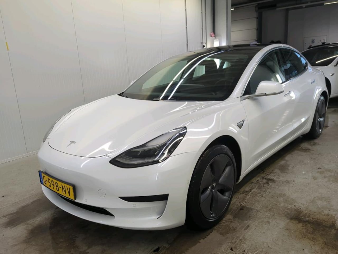 Tesla Model 3 - Standard RWD Plus [ TREKHAAK+AUTOPILOT+60 kWh+PREMIUM AUDIO ] - AutoWereld.nl