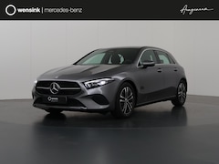 Mercedes-Benz A-klasse - 180 Star Edition | Achteruitrijcamera | Parktronic | Sfeerverlichting | Keyless go | Panor