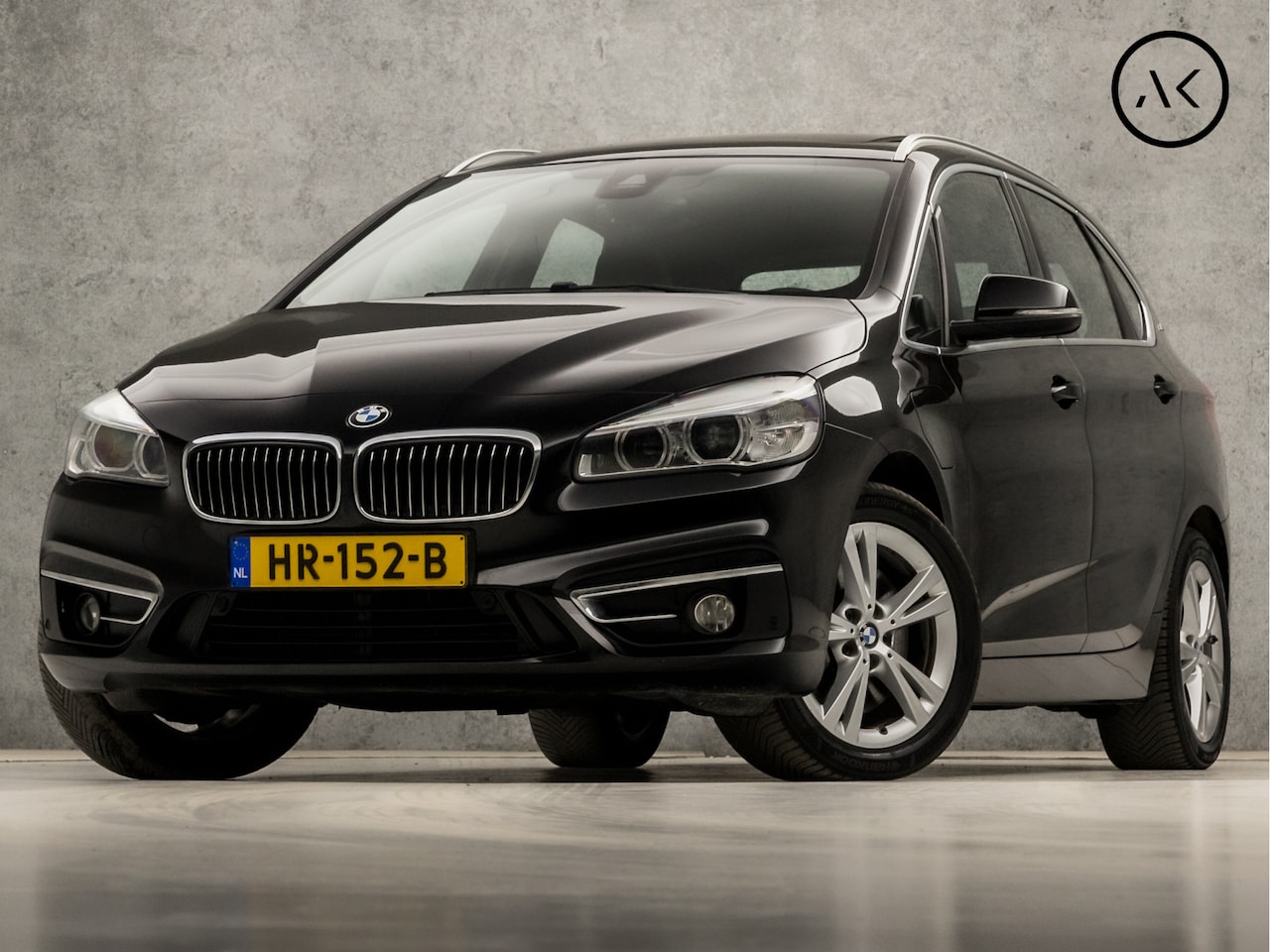 BMW 2-serie Active Tourer - 225xe Centennial High Executive 225Pk Automaat (PANORAMADAK, GROOT NAVI, STOELVERWARMING, - AutoWereld.nl