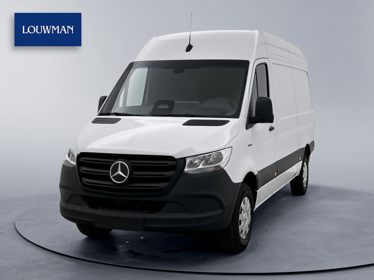 Mercedes-Benz eSprinter - 320 L2H2 PRO RWD 81kWh | DC Laden 115KW | Trekhaak vaste kogel | - AutoWereld.nl