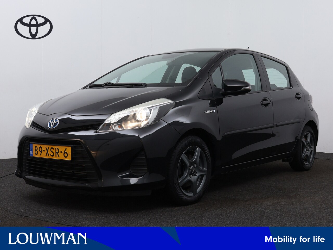 Toyota Yaris - 1.5 Full Hybrid Aspiration | Navigatie | Camera | Climate Control | LM velgen | Cruise Con - AutoWereld.nl