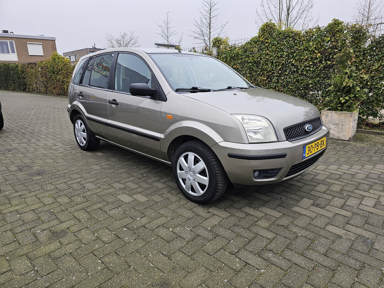 Ford Fusion - 1.4-16V Trend 1.4-16V Trend - AutoWereld.nl