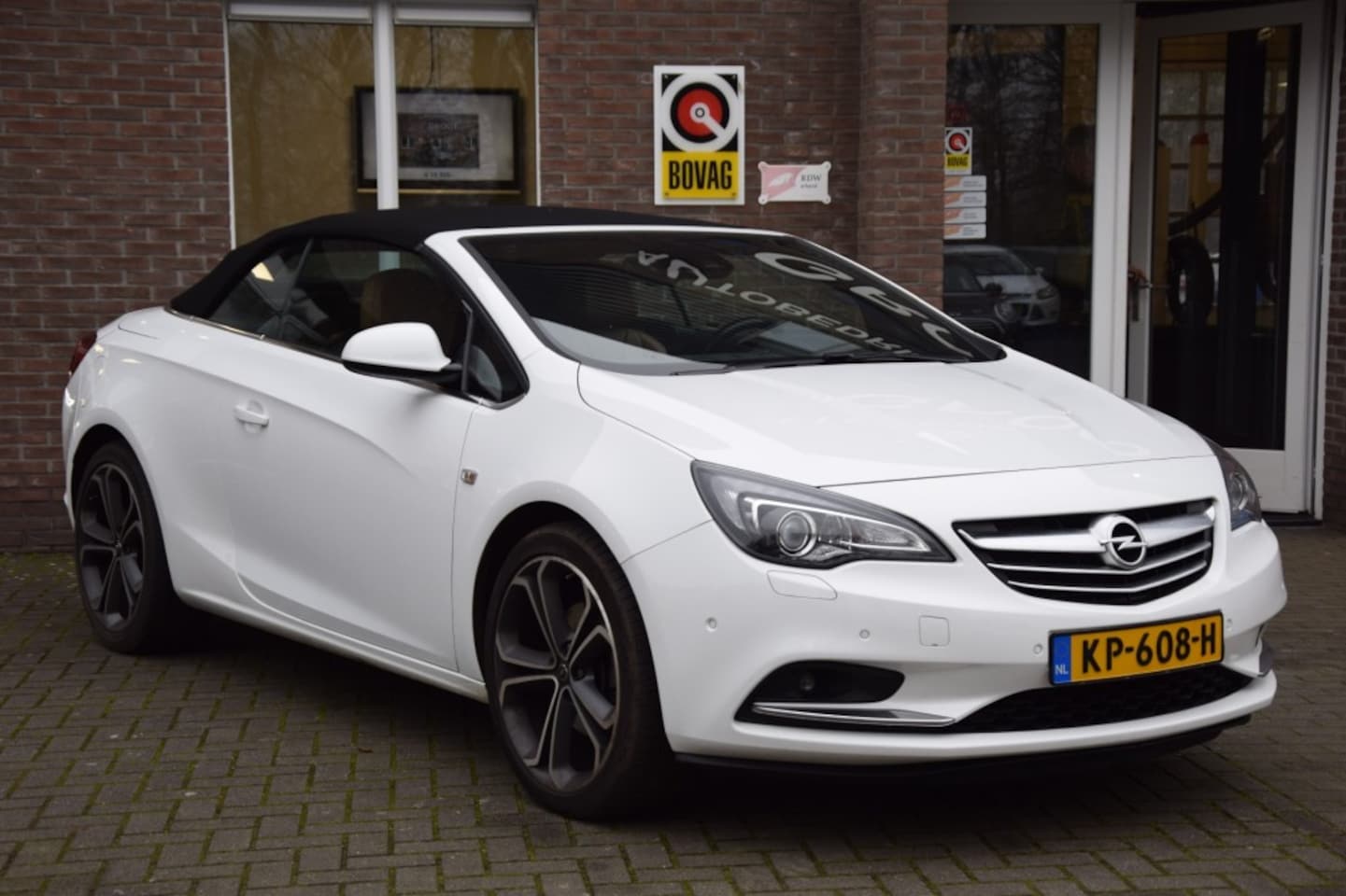 Opel Cascada - 1.6 TURBO INNOVATION AUTOMAAT - AutoWereld.nl