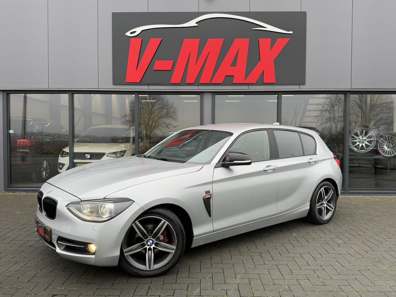 BMW 1-serie - 116i Executive Sport Xenon Naviprof Clima Cruise - AutoWereld.nl