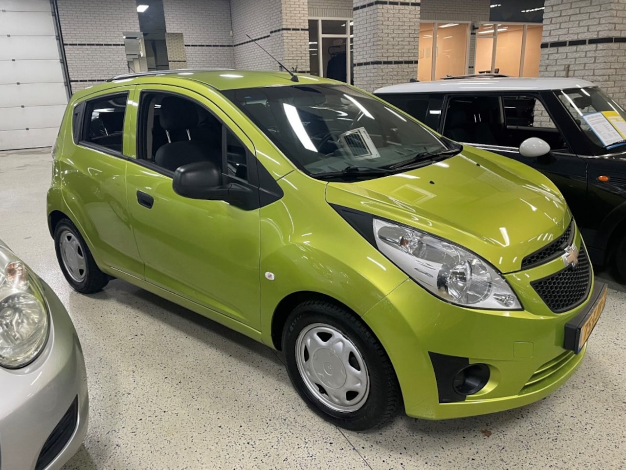 Chevrolet Spark - 1.0 16V BI-FUEL / AIRCO / USB / AUX / ISOFIX / 5 DEURS - AutoWereld.nl