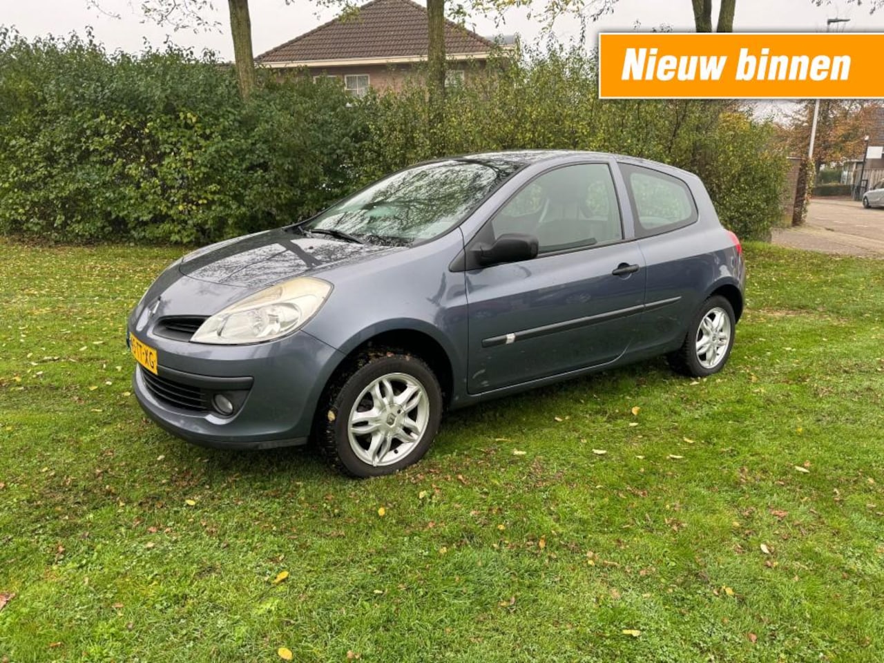 Renault Clio - 1.2-16V Expression / Airco / isofix / - AutoWereld.nl