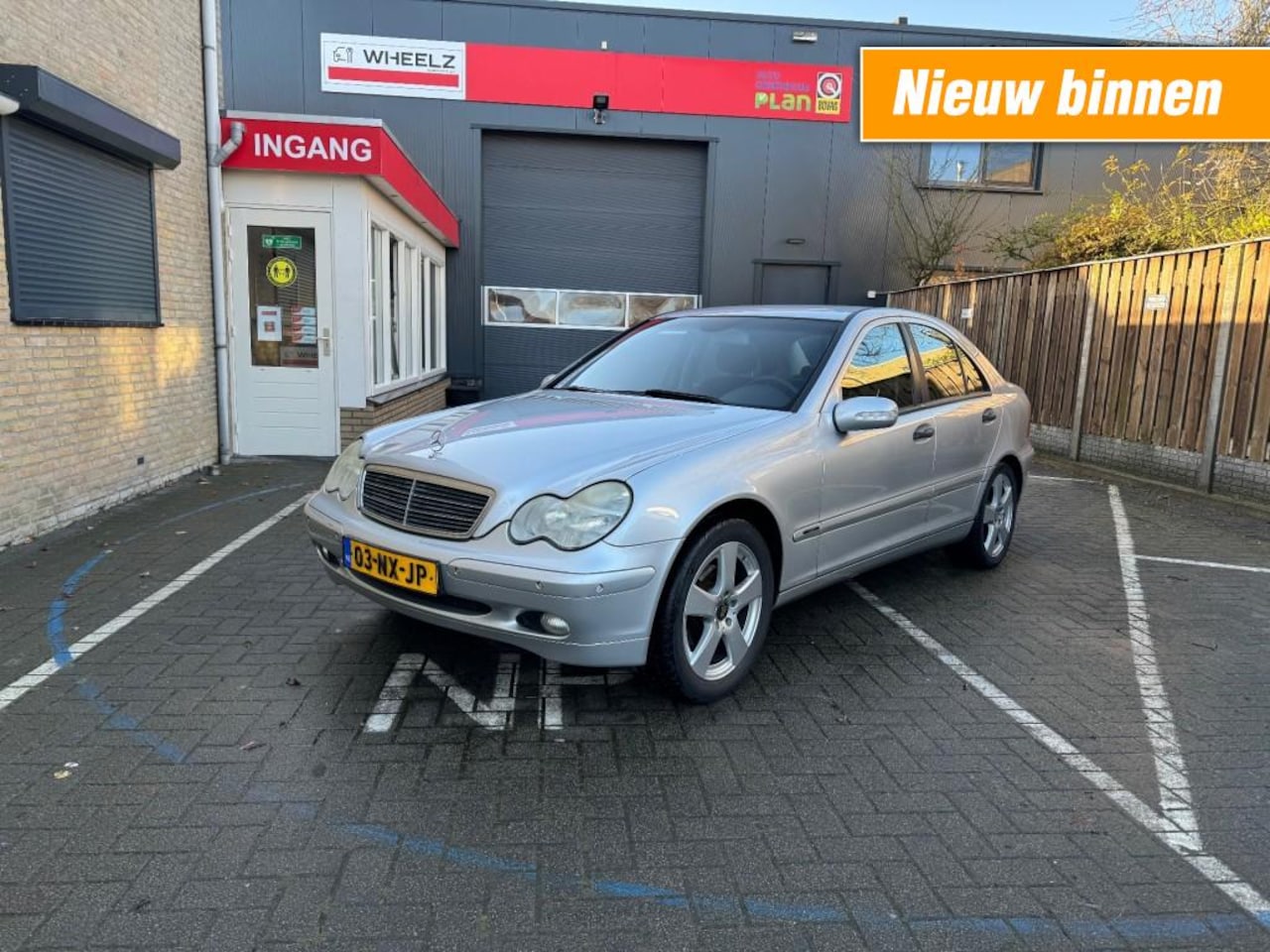 Mercedes-Benz C-klasse - 180 k sedan - exportprijs! - AutoWereld.nl