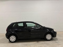 Volkswagen Polo - 1.2-12V Optive 3drs. Airco APK