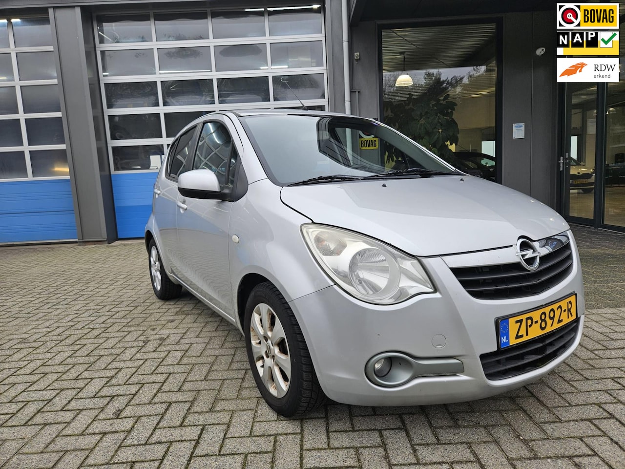 Opel Agila - 1.0 Essentia airco, centrale vergrendeling. - AutoWereld.nl