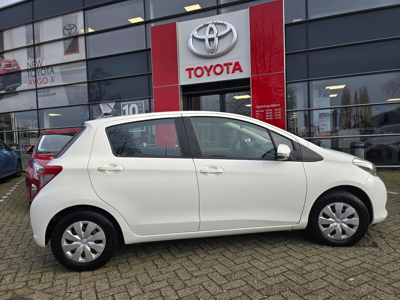 Toyota Yaris - 1.0 12v VVT-i 69pk 5D Aspiration - AutoWereld.nl