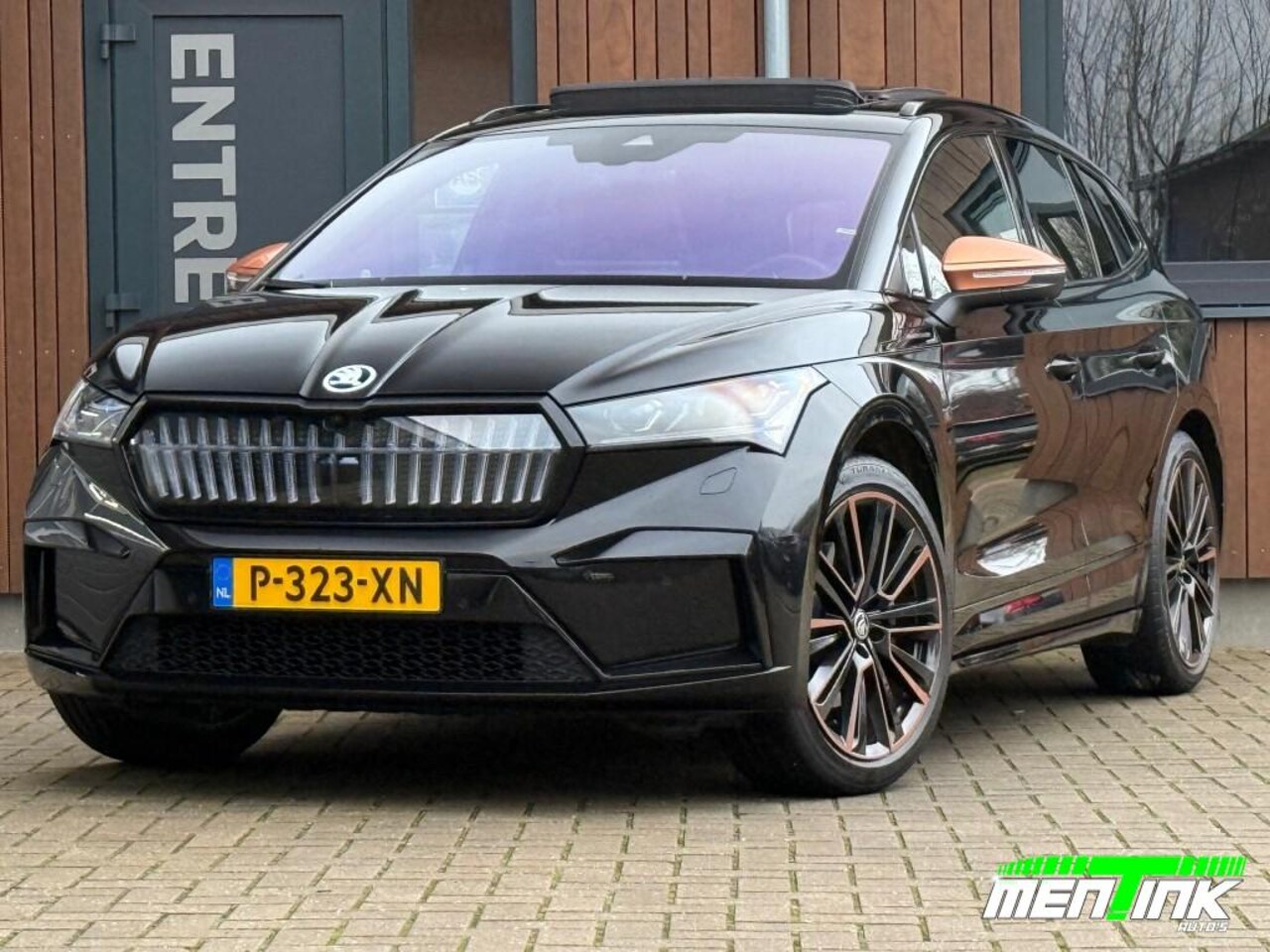 Skoda Enyaq - 80 FOUNDERS ED. BLACK 21” pano trekhaak - AutoWereld.nl