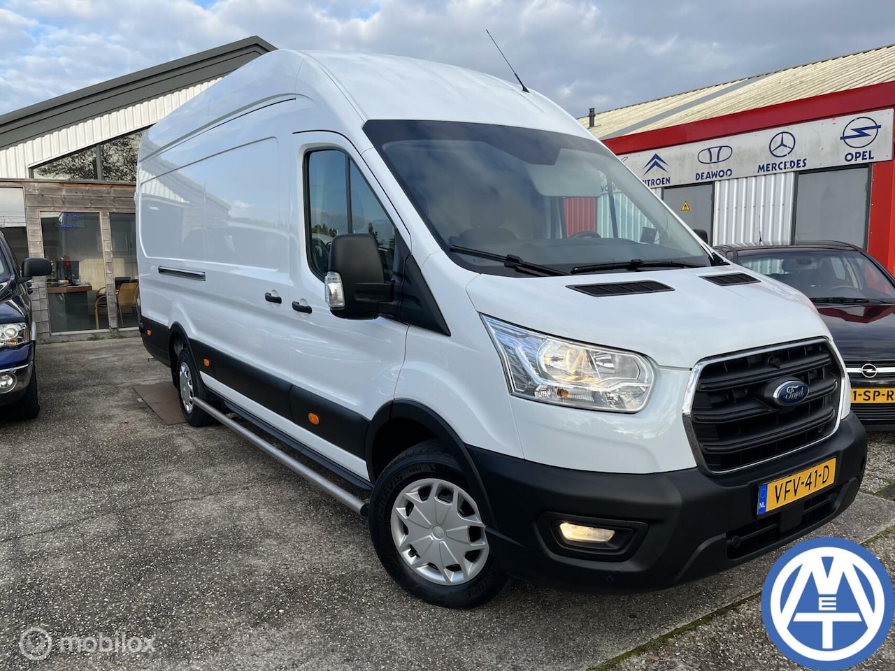 Ford Transit - 350 2.0 TDCI L4H3 Trend RWD 350 2.0 TDCI L4H3 Trend RWD - AutoWereld.nl