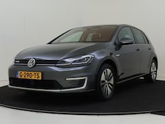 Volkswagen e-Golf - E-DITION | Warmtepomp | Keyless | Achteruitrijcamera | Stoelverwarming | Dodehoek detectie