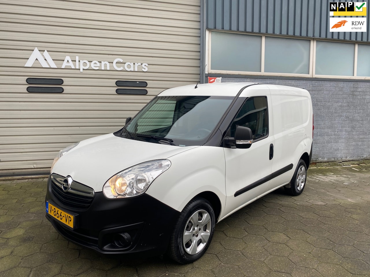 Opel Combo - 1.3 CDTi L1H1 Edition Airco / Schuifdeur / NAP / APK 01-2026 - AutoWereld.nl