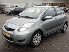 Toyota Yaris - 1.3 Automaat/ 5-Deurs/ Airco/ AUX